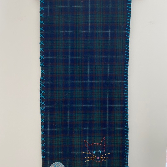 Scarf - Picture 2 of 7